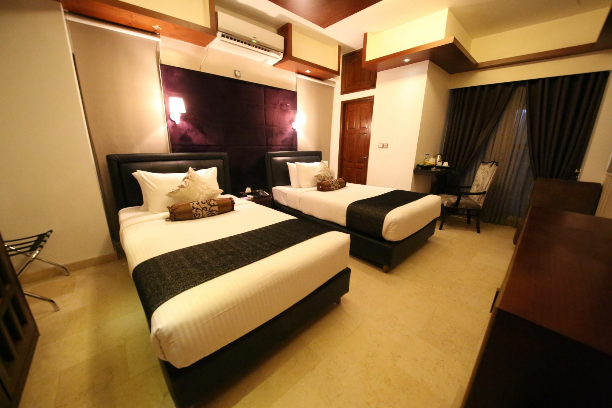 Monsoon Inn Dhaka Exterior photo